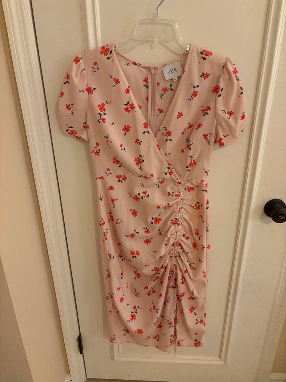 J.O.A. Blush Pink Floral Ruched Wrap Midi Dress